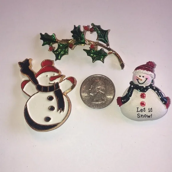 Lot of 3 Winter Holiday Christmas Snowman Mistletoe Vintage Brooch Shoulder Pins - Picture 2 of 5